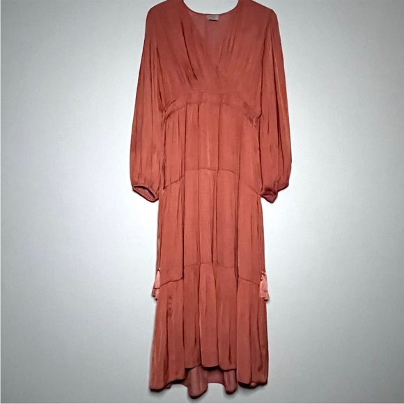 Elie Tahari Lantern Midi Dress - Picture 2 of 13